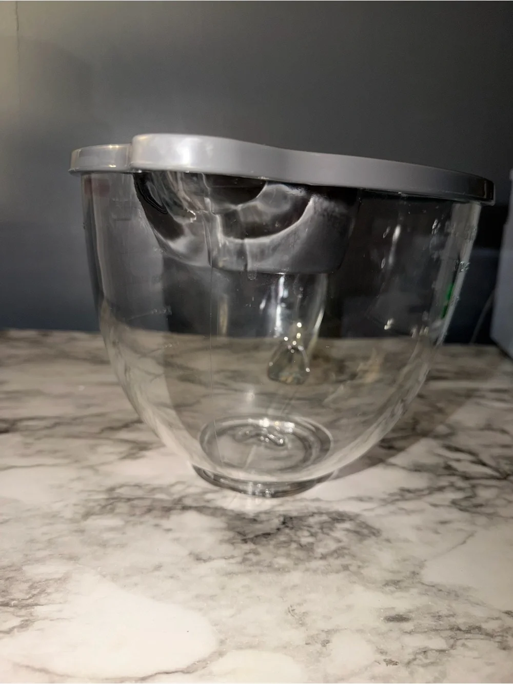 Kitchenaid mixing bowl with lid